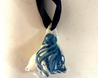 Octopus Whelk Ornament