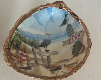 Beach Scallop Shell Trinket Dish: Hand-Painted Coastal Decor