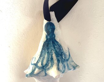 Octopus Whelk Ornament