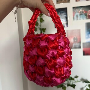 pink and red checked pattern crochet ribbon bag