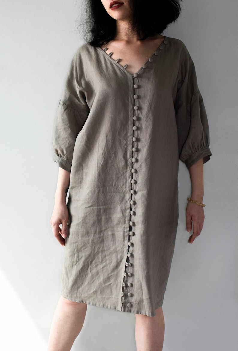 V neck linen dress, button down dress, linen dress women, casual linen dress, linen dress with pockets, linen dress with buttons zdjęcie 3