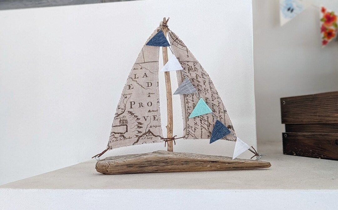 Unberkant Bateau Décoratif Maritime En Bois Et Tissu - Style Antique, 24.5 X 5 X 40.4 Cm