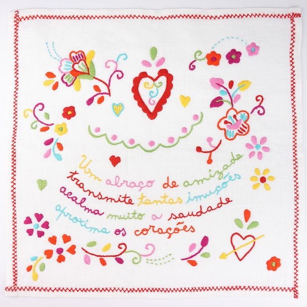 Portuguese Viana Linen Love Kerchief, Friendship Valentine, Lenço dos Namorados, Large Size, Handmade Viana do Castelo Embroidery