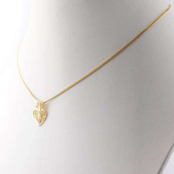 Filigrane portugais PENDANT XS Minhoto Heart w/ Collier Traditionnel Antique Portugal, 925 Sterling Silver w/ 24k Gold Bath