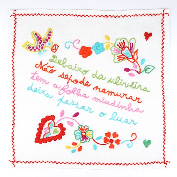 Portuguese Viana Linen Love Kerchief, Friendship Valentine, Lenço dos Namorados, Small Size, Design 07, Handmade Viana do Castelo Embroidery