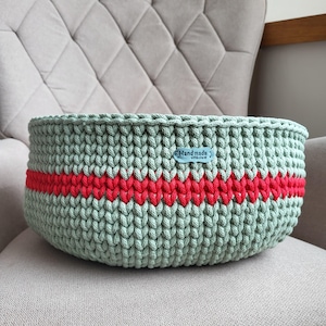 Cat bed,Round cat bed,Eco friendly handmade cotton cat cave,Crochet chunky pet bed,Cozy cat cave house,Big cat bed,Cat basket,Handmade.