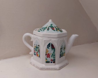 Vintage Wade English Life Conservatory Novelty Teapot.