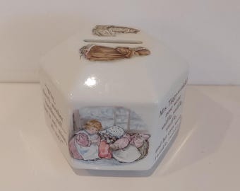 Vintage Wedgwood Beatrix Potter Mrs Tiggywinkle x1 Money Box