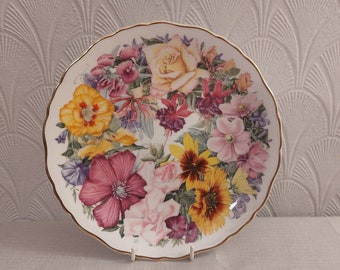 Vintage Royal Albert Birthday Bouquet A Bouquet for the Queen Mother Picture Plate Limited Edition to only 95 firing days.