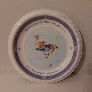 Vintage Wedgwood Peter Rabbit Beatrix Potter 16cm Plate