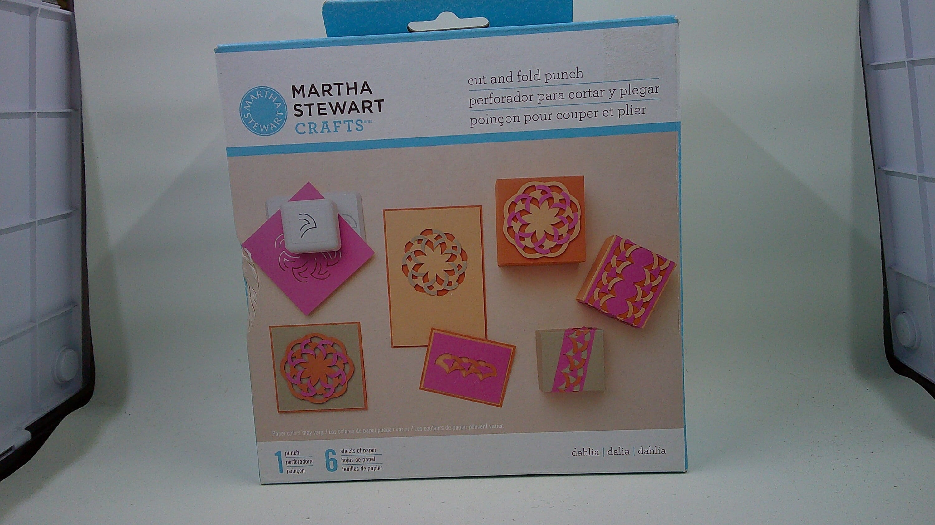 Martha Stewart's Stunning Nativity Set Created in Prison, image size:3000x1684