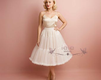 Sottoveste in tulle lunga fino al tè: gonna da sposa rockabilly anni '50