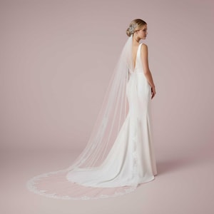 Soft Wedding Veil with Lace from Fingertip in Chapel and Cathedral Length | VG2013