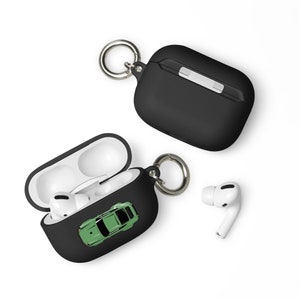 Coque Airpods & Airpod Pro avec un dessin de la Porsche 911 dans un style anime