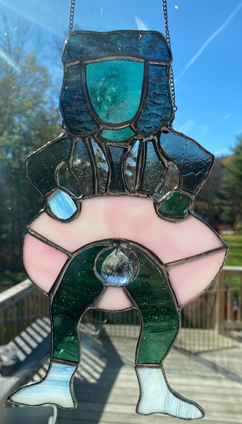 The subtle Old Gregg stained glass sun catcher image 4