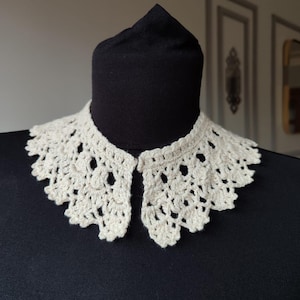 Handmade Crochet Lace Collar, Peter Pan Style Crochet Collar