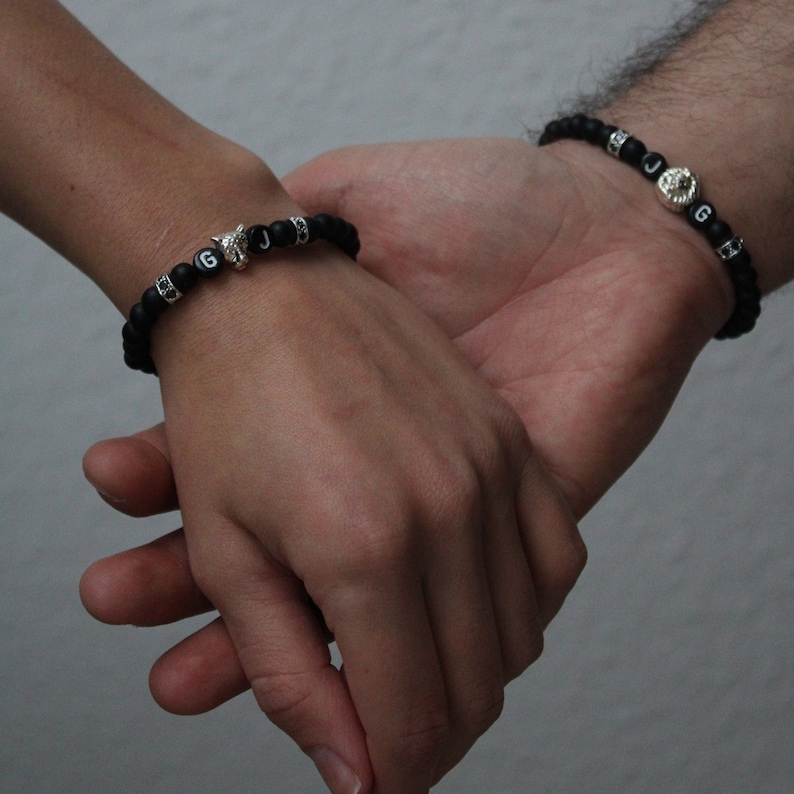 Partnerarmband für PaarePersonalisiert mit deinem WunschtextPartnerschmuckArmband mit GravurFreundschaftsarmband Perlenarmband image 1