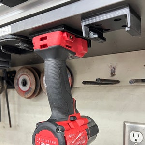 Milwaukee M18 Tool Holder