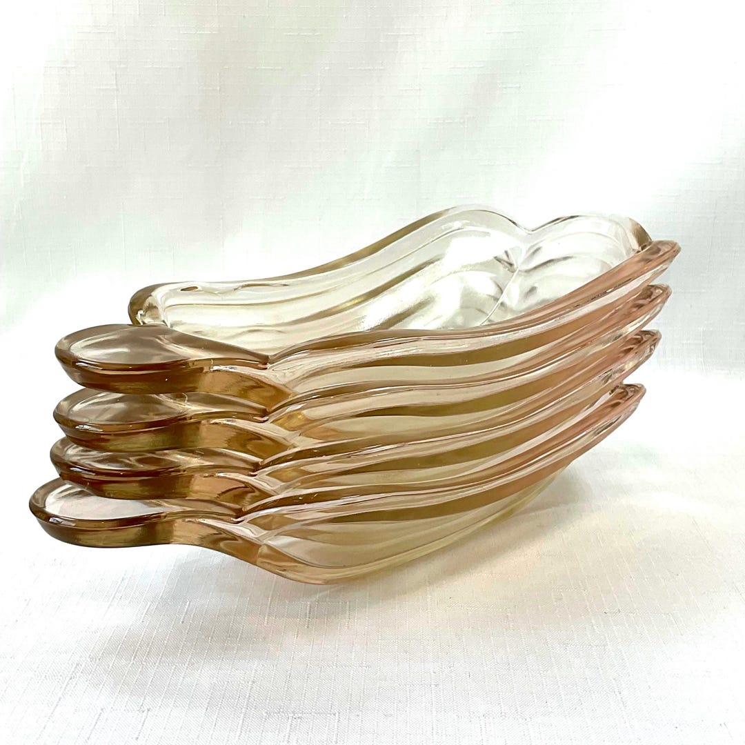 pink-depression-glass-sundae-dishes-set-of-4-fun-banana-split