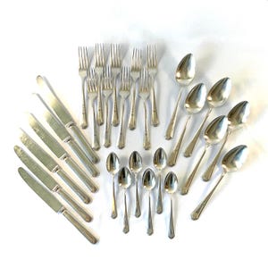 ""Beverly"" Muster von Oneida Community Silberplatten Besteck, 28 Ersatz Teile oder Zubehör."