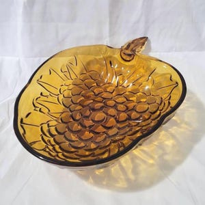 1970&#39;s Mid-Century Modern Large Fruit Bowl, Amber Glass, Salad Bowl, Serving Piece, Entertaining