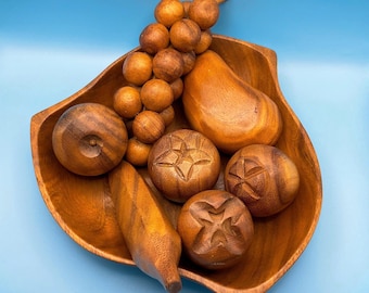 Hand Carved Wood Fruit and Serving Bowl, Vintage Decor Artisitic Design