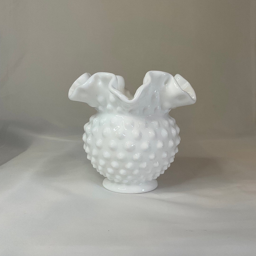 Vintage Fenton White Milk Glass Ruffled Top Hobnail Design Floral Vase ...