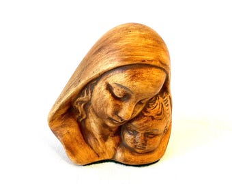 Vintage Madonna and Child Ceramic Art Piece: Pottery Decor