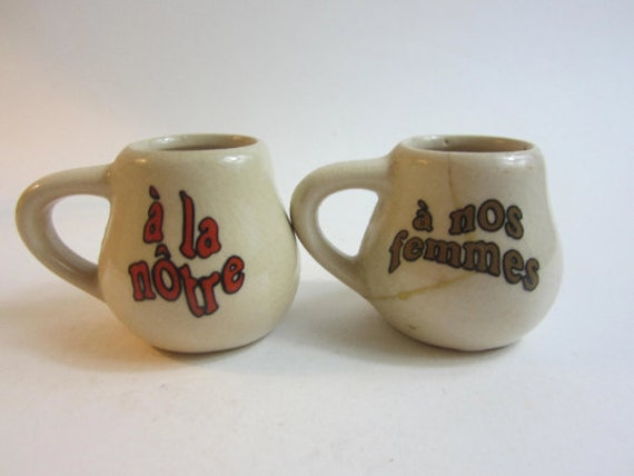 Superbes Tasses Miniatures Français Vintage Pour Café/Lait Crèmes.