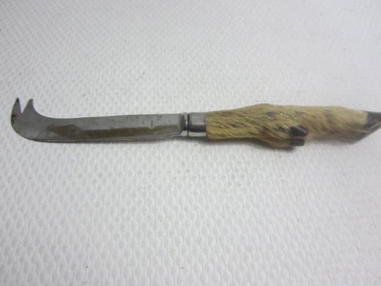 Knife and Fork THIERS Handle Deer Foot Doe Knife Cutting Table Art