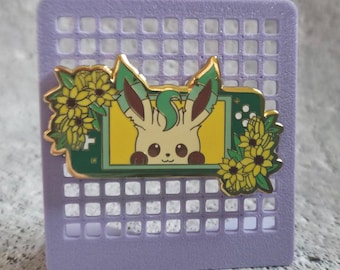 Switch Monster Grass Type Hard Enamel Pin - Eeveelution Pin
