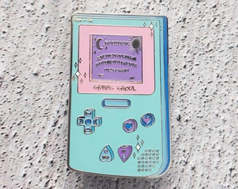 Przypinka emaliowana Gaming Ghoul – przypinka Pastel Goth