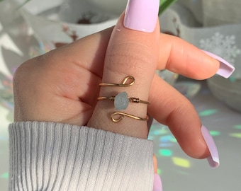 Aquamarine ring wire wrapped non tarnish crystal jewelry peaceful calming crystal water ocean vibes anxiety releasing stone raw crystal chip