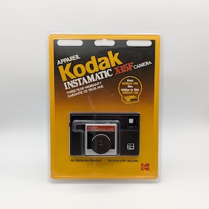 Kodak Instamatic X-15F Camera – New Sealed Vintage Canadian Packaging Bilingual