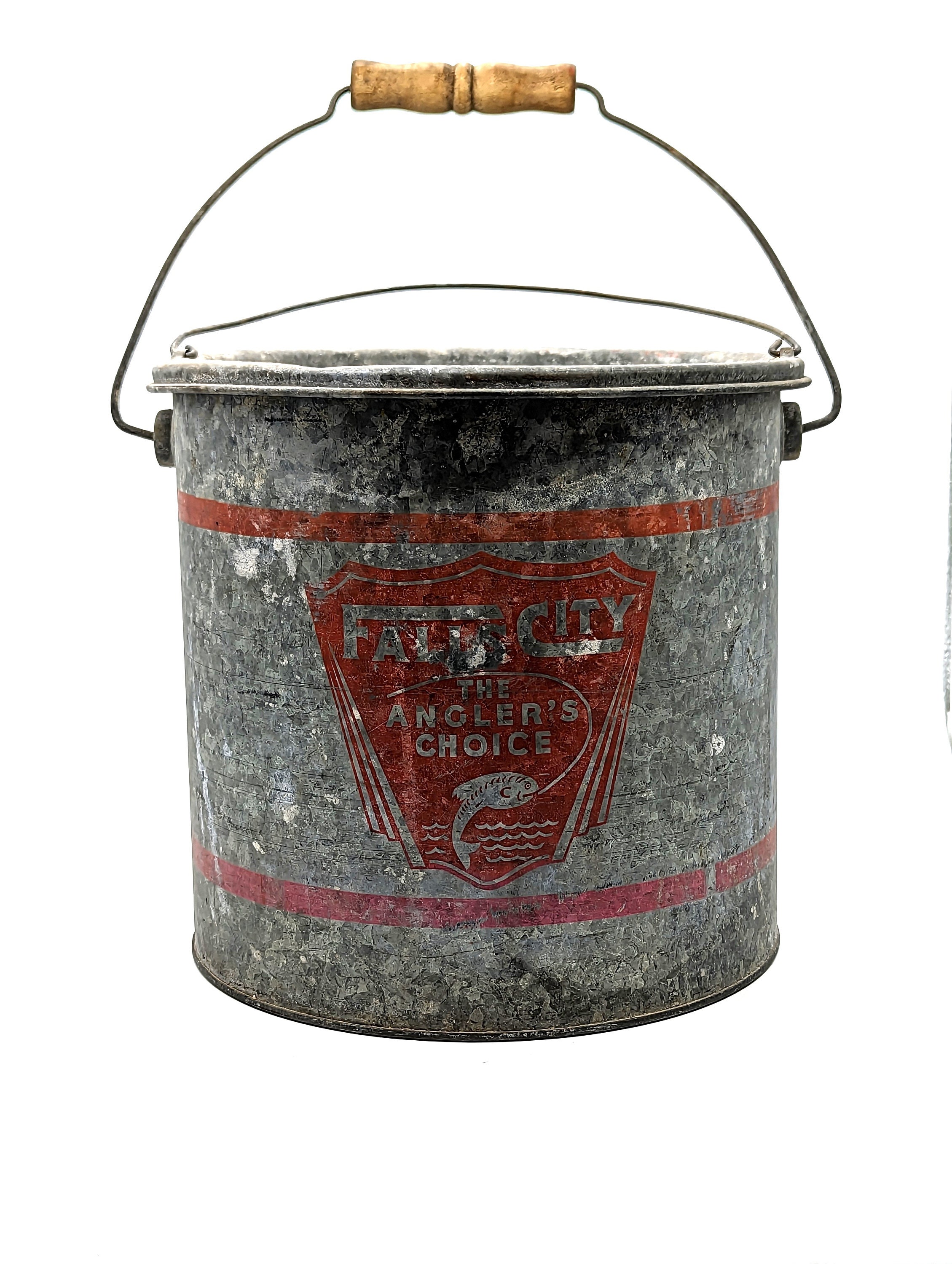 Vintage Frabills Fully Floating Min-O-Life Minnow Bucket GALVANIZED Metal  Minnow Pail, Fishing Gear, Bass, Trout Fishing Decor