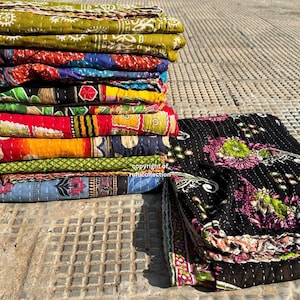 Wholesale Lot Of Indian Vintage Kantha Quilt Handmade Throw Reversible Blanket Bedspread Cotton Fabric BOHEMIAN quilt