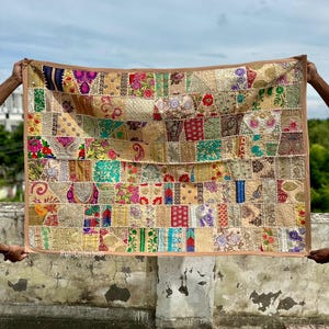 Arazzo patchwork da appendere alla parete, arazzo indiano da parete in cotone, decorazione da parete boho, arazzo per arredamento della casa, arazzo indiano vintage fatto a mano