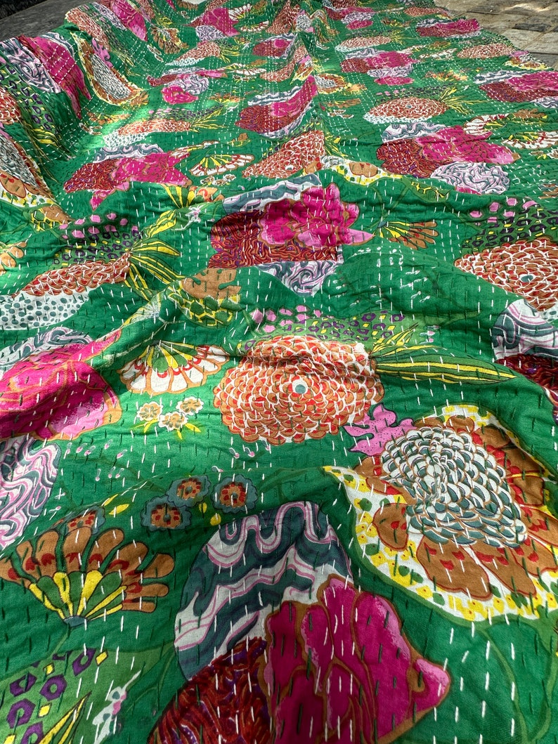 Green Kantha Quilt in Queen Size Bohemian Kantha Blanket Indian Handmade Kantha Bedding Coverlets Quilts For Sale and Gifts Quilted Covers Dark Green