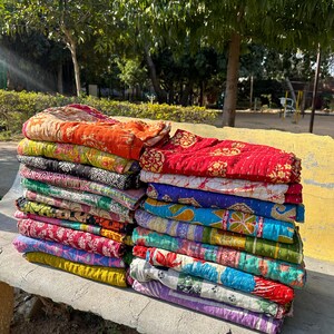 Wholesale Lot Of Indian Vintage Kantha Quilt Handmade Throw Reversible Blanket zdjęcie 8