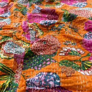 Green Kantha Quilt in Queen Size Bohemian Kantha Blanket Indian Handmade Kantha Bedding Coverlets Quilts For Sale and Gifts Quilted Covers Orange