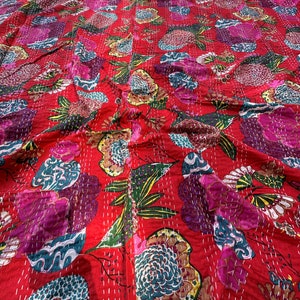 Green Kantha Quilt in Queen Size Bohemian Kantha Blanket Indian Handmade Kantha Bedding Coverlets Quilts For Sale and Gifts Quilted Covers Czerwony