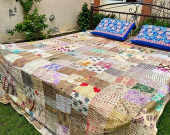 Trapunta patchwork Boho Trapunta Kantha Trapunte vintage fatte a mano Biancheria da letto queen size Coperta da tiro Copriletto Trapuntatura Trapunte hippie in vendita