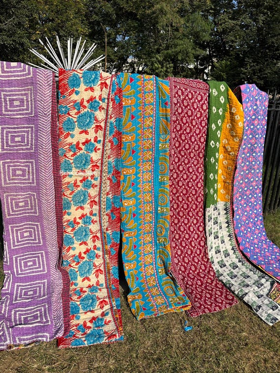 Wholesale Lot of Indian Vintage Cotton Kantha Quilts Handmade Sari Kantha Throw Blankets Sun Dance Beautiful Bohemian Bedding Blankets