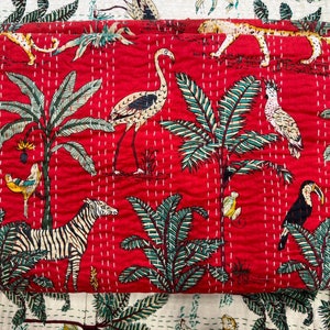 Neuer Druck Indische Kantha Quilt Handgemachte Kantha Bettdecke Indische Kantha Tagesdecke Überwurf Baumwolle Decke Gudari Kantha König Quilt zum Verkauf, Geschenk Rot