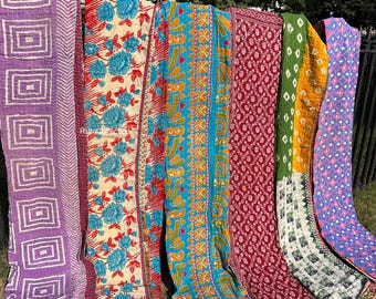 Old Vintage Assorted One Piece, Handmade Reversible Blanket Throw, Kantha Quilt, Cotton Fabric Bohemian Quilt, Quilting Bedcover Indian
