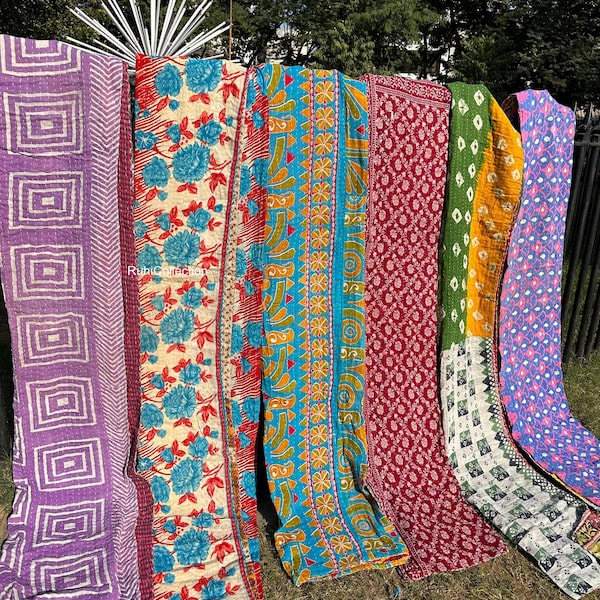 Old Vintage Assorted One Piece, Handmade Reversible Blanket Throw, Kantha Quilt, Cotton Fabric Bohemian Quilt, Quilting Bedcover Indian