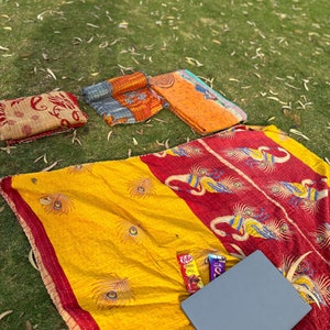 Lot de gros lot de couette kantha vintage indienne jetée à la main couverture réversible couvre-lit tissu de coton couette vintage image 8