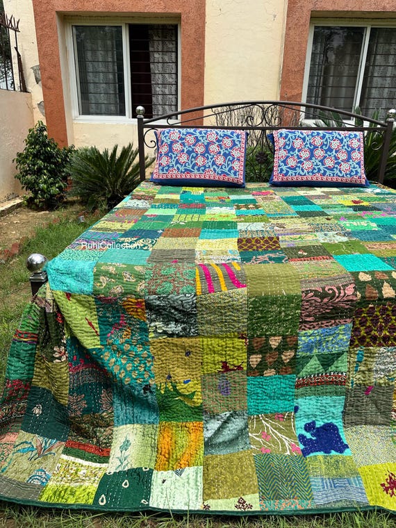 Indian Handmade Silk Cotton Beautiful Patchwork Kantha Quilt Queen