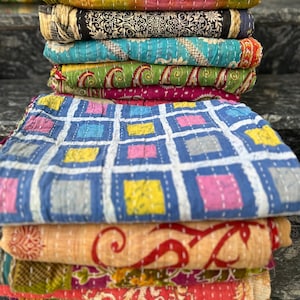 Lot de gros lot de couette kantha vintage indienne jetée à la main couverture réversible couvre-lit tissu de coton couette vintage image 10