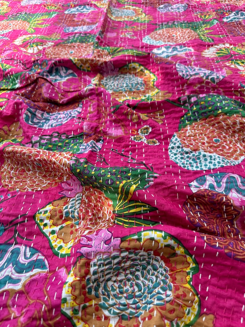 Green Kantha Quilt in Queen Size Bohemian Kantha Blanket Indian Handmade Kantha Bedding Coverlets Quilts For Sale and Gifts Quilted Covers Pink